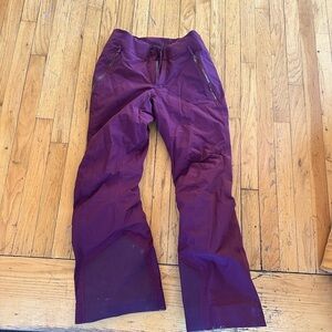 Arcteryx gortex ski pants size 0.